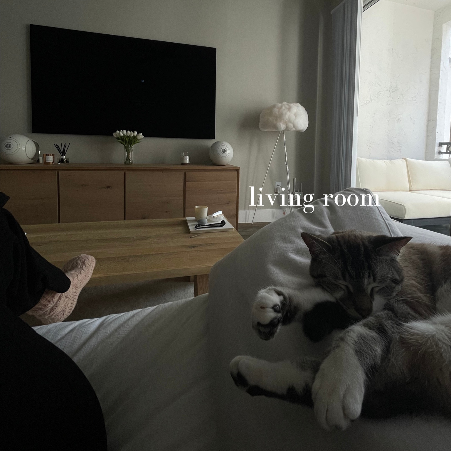 My living room set up ☁️

#LTKhome