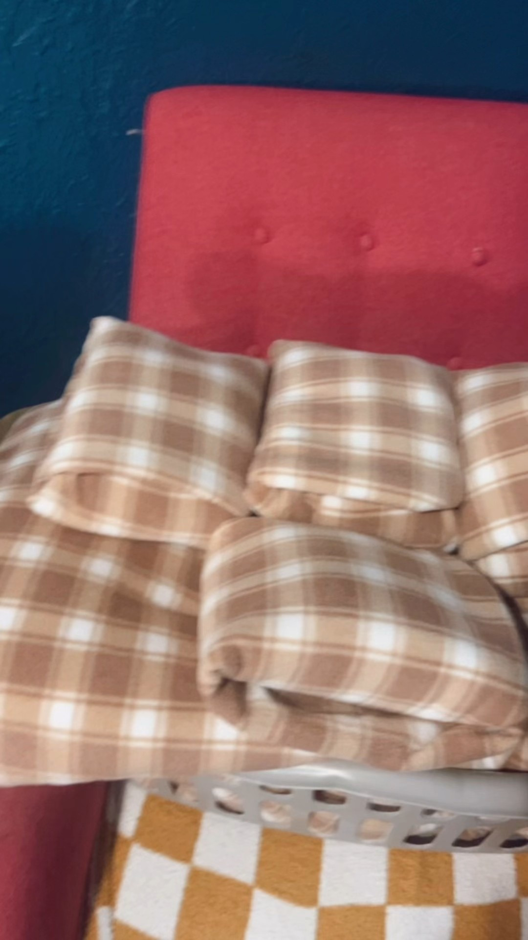 These sheets are AMAZING. Memaw has the best taste!

#LTKHome