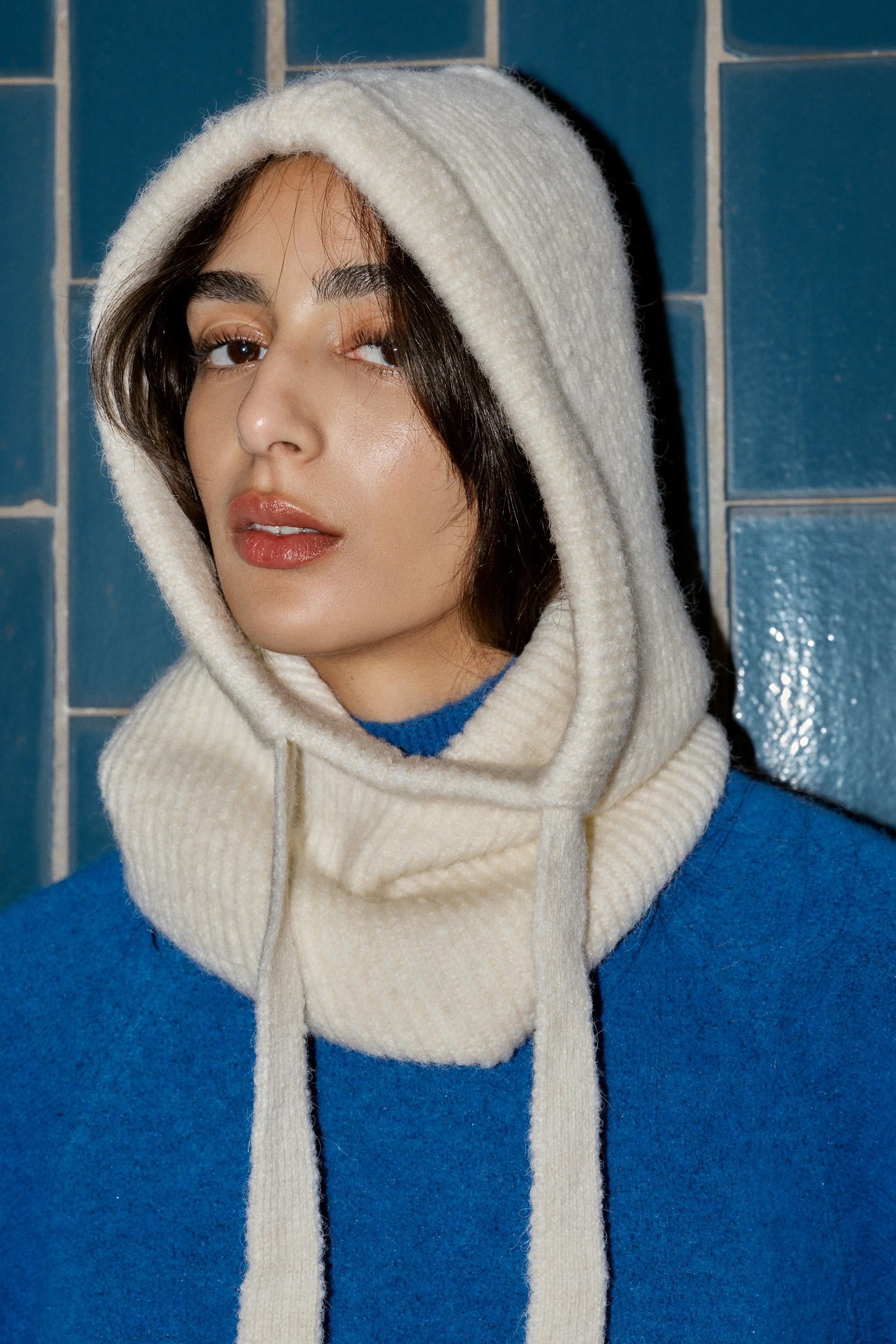 RIBBED KNIT HOOD | Zara Canada