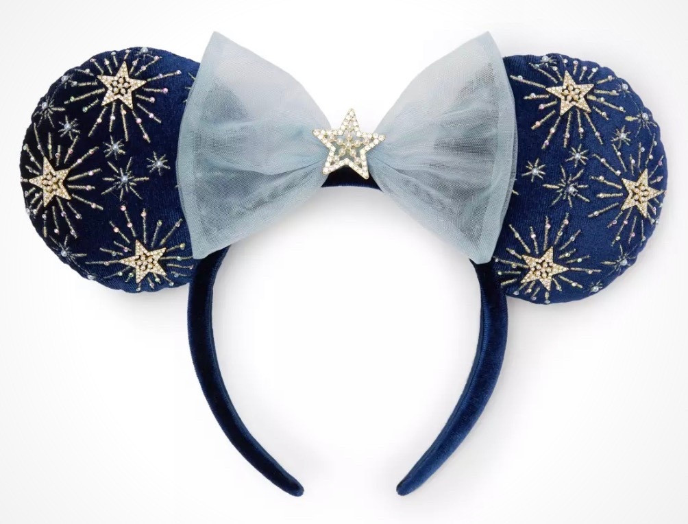 New ears for merch Monday! Love these star ones, perfect for New Year’s Eve!

#LTKFindsUnder50 #LTKSeasonal #LTKGiftGuide