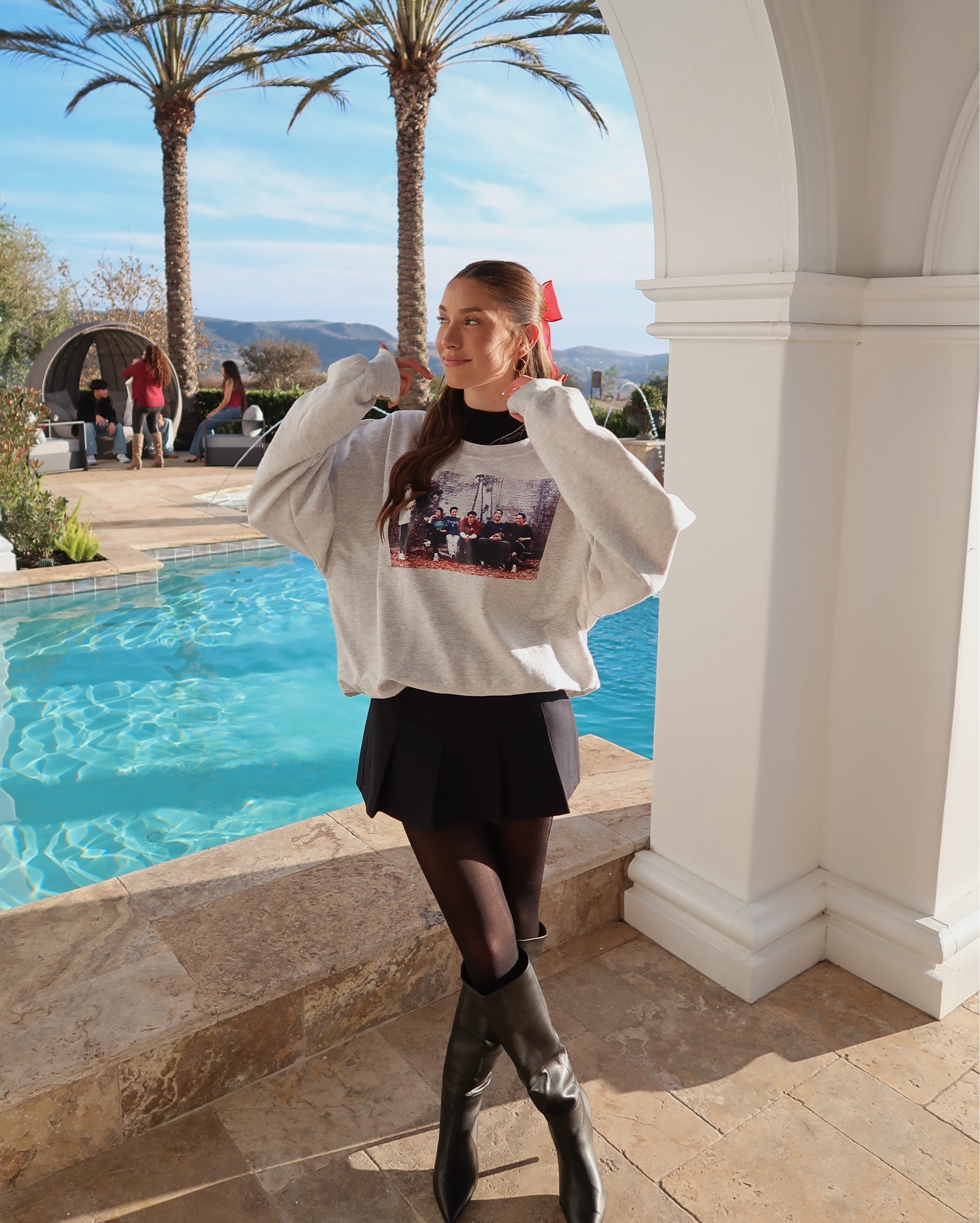 a F•R•I•E•N•D•S thanksgiving 🦃🖤

#LTKFindsUnder50 #LTKHoliday #LTKStyleTip