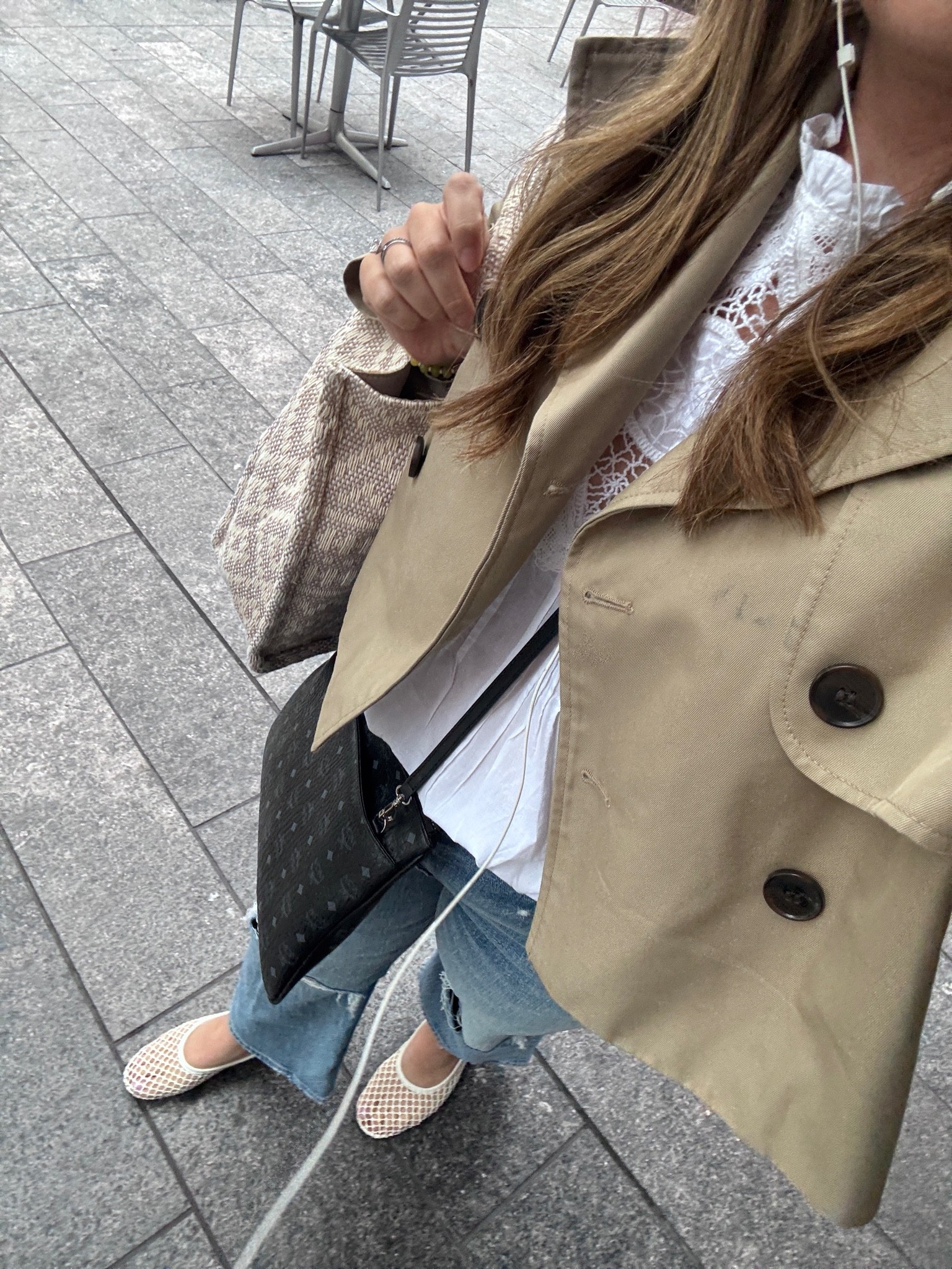 What I wore today to work: Under $50 flats and a lightweight trench in JULY?! Today felt like a taste of early fall and I didn’t mind the break from the heat.

#LTKdayinmylife #LTKootd #LTKmomlife
