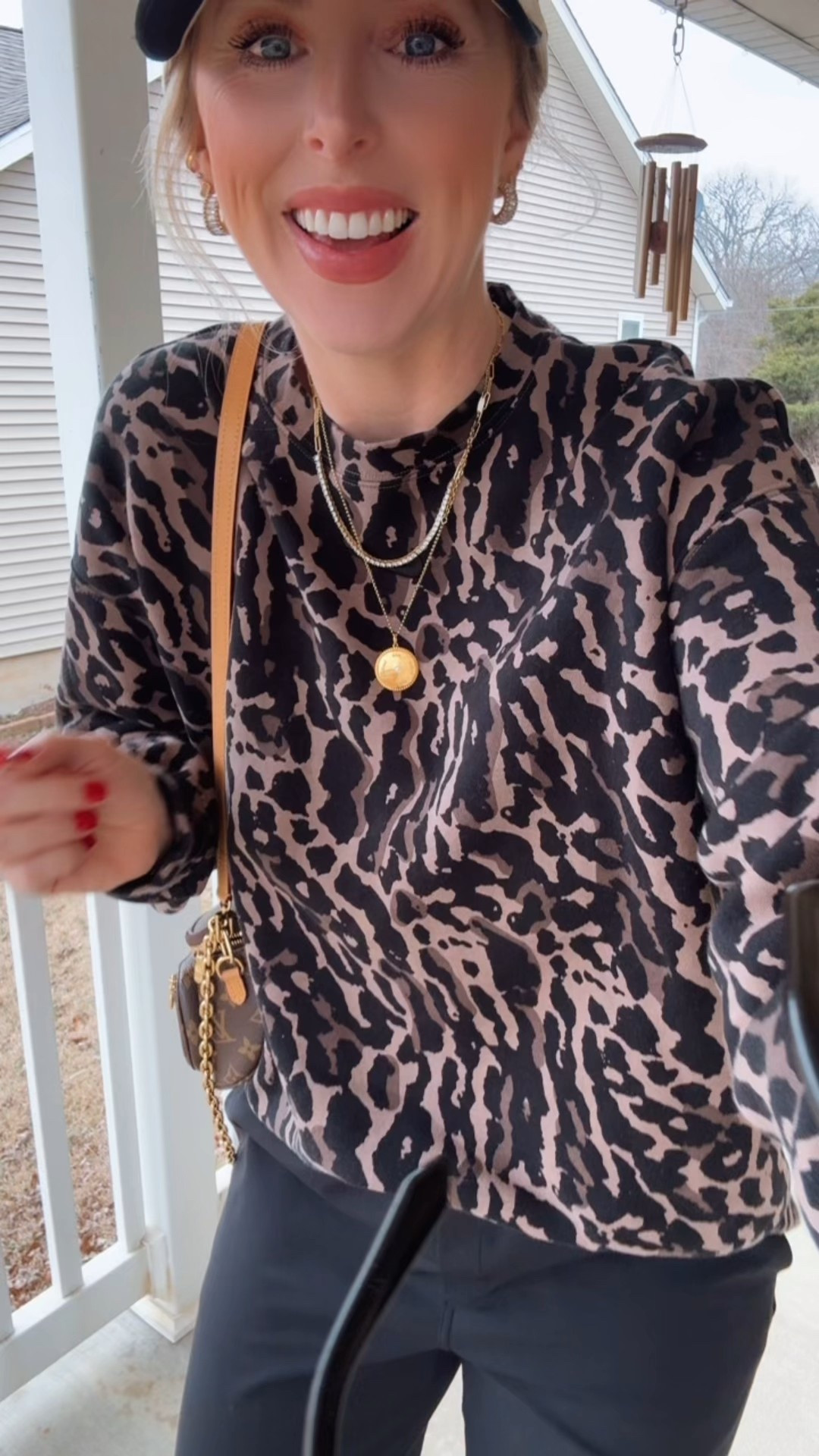 My Nike sweatshirt is on sale!!! I’m wearing a size medium. Lululemon pants on sale too!!

#LTKFindsUnder50 #LTKSaleAlert