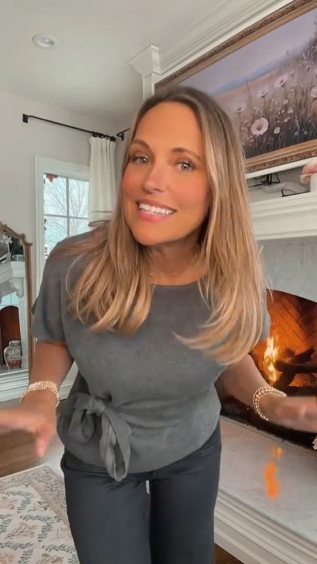 My shirt went viral last week! Hurry and grab it. M

#LTKWorkwear #LTKMidsize #LTKootd