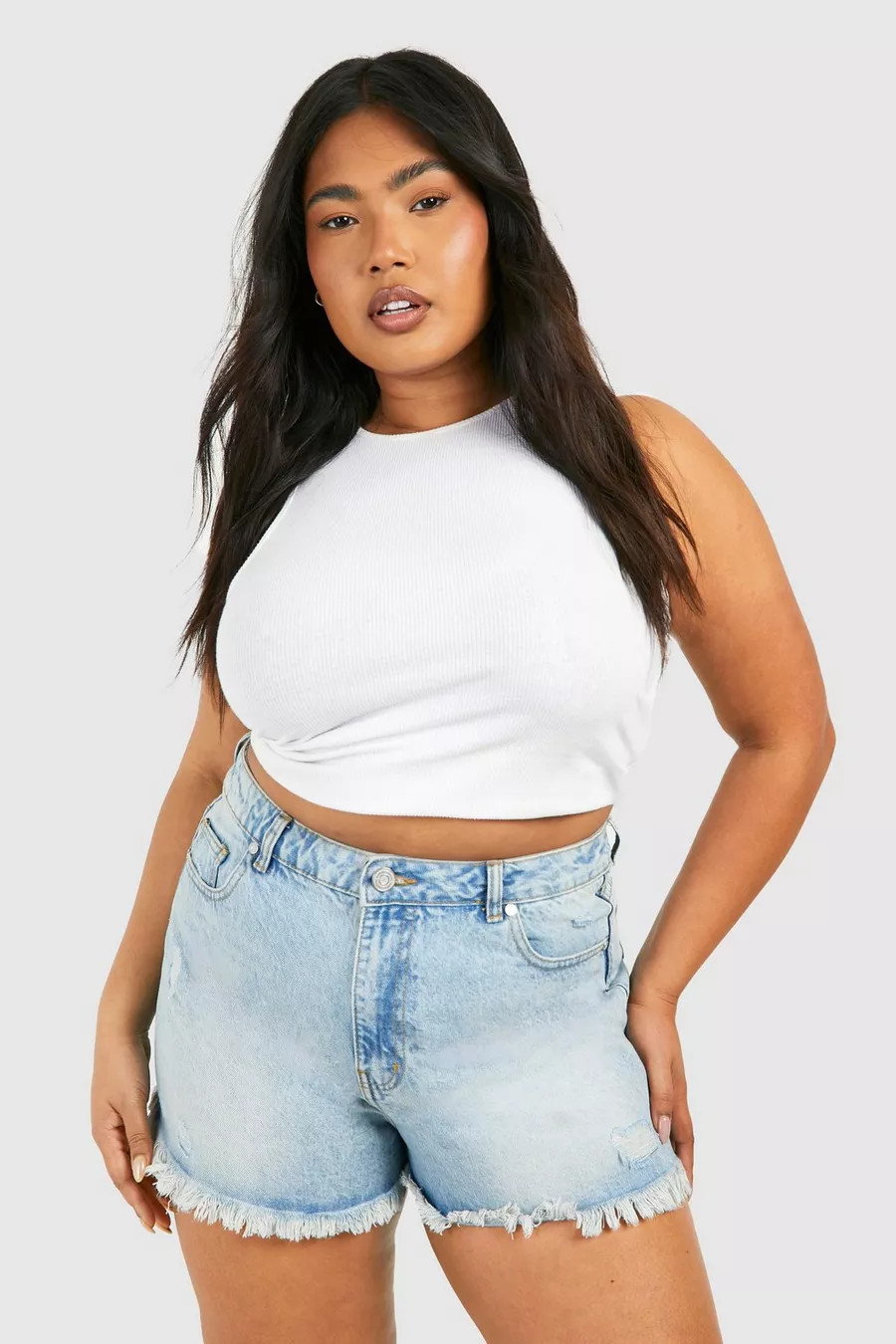 Plus Distressed Denim Mom Short | boohoo (US & Canada)