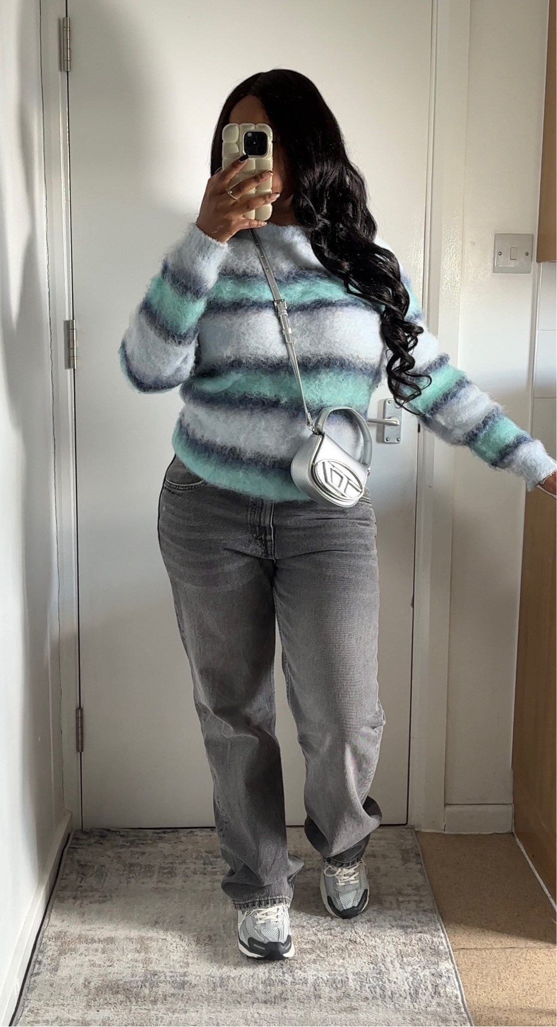 bag colour option is: #15 12.5cm

#LTKstyletip #LTKSeasonal #LTKitbag