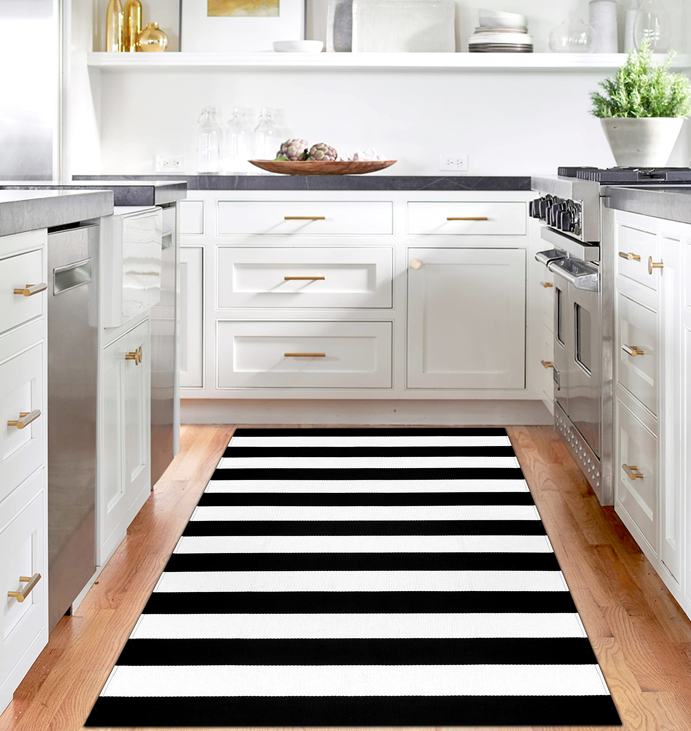 IOHOUZE Black White Striped Rug -4x6 Front Door Mats Outdoor,Washable Rug for Front Porch Decor,S... | Amazon (US)