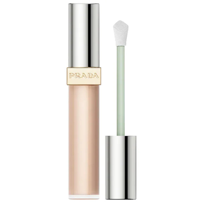 Micro-Correcting Blurring Concealer with Peptides | Sephora (US)