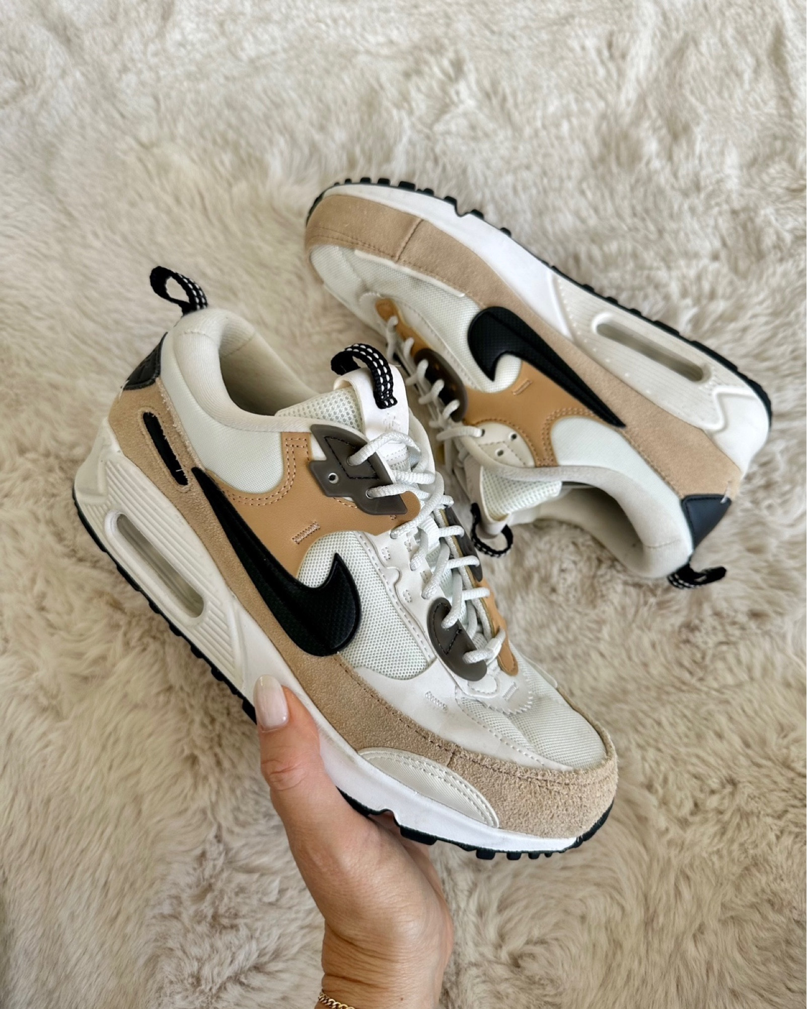 Love my Nike AirMax 90 sneakers!!

#LTKover40 #LTKshoecrush #LTKstyletip