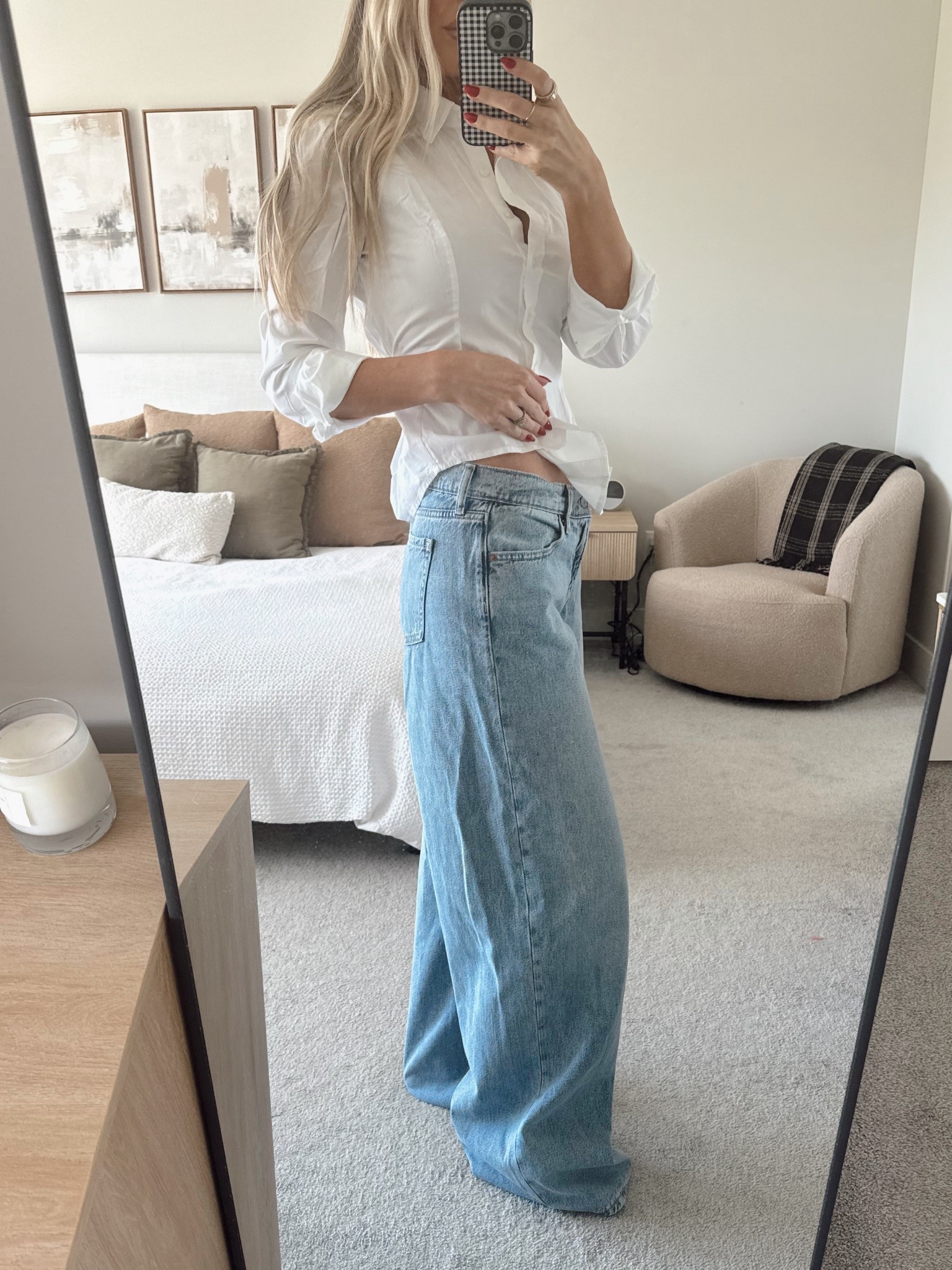 Low waisted baggy jeans from Old Navy (run a little big) wearing a size 4

#LTKTall #LTKSaleAlert