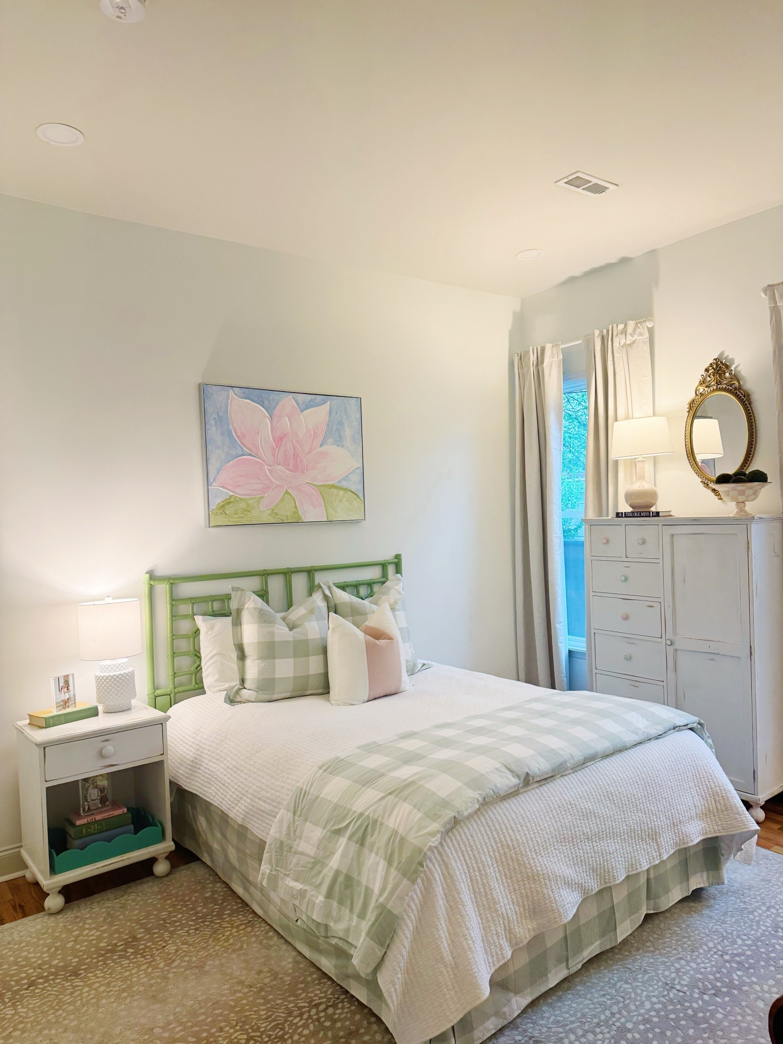 our guest room!

#LTKSeasonal