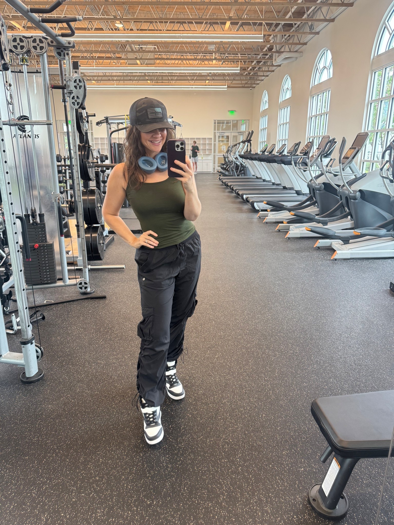 Gym fit but make it fashion 💪🖤
Loving this mix of utility + street vibes for today’s workout. Olive green tank is super breathable, and these cargo joggers give major edge while still being comfy. Finished the look with my go-to high tops and my fav over-ear headphones.

🔗 Linking the full look — Tap to shop!


#LTKShoeCrush #LTKActive #LTKWorkwear