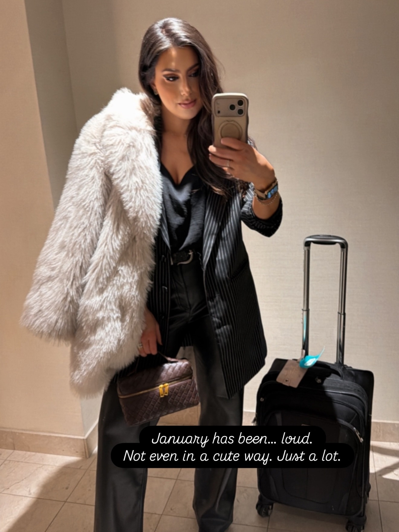 If you’ve been feeling a little off lately… same. 🤍
And honestly it makes sense. This time of year is weird. The world feels loud, everyone’s busy, and somehow we’re still expected to show up like we’re not carrying a million things.

So if you’re doing your best and still feeling behind, I just want you to hear this
you’re not failing. You’re just tired. You’re human. And you don’t have to “earn” rest by pushing yourself to the edge first.

Take care of you the way you take care of everyone else.
Eat something real. Drink water. Take a shower. Get dressed even if you’re not going anywhere. Do one small thing that makes you feel like you again.

You don’t need to have it all figured out right now.
You just need a little softness, a little reset, and a little reminder that you’re doing better than you think.

Consider this your permission slip. ✨

self care, self validation, women who do it all, overwhelmed, burnout, winter blues, how to get out of a funk, nervous system reset, routines for busy moms, confidence reset, mindset reset, soft life, personal growth, NYC lifestyle, winter outfit inspo