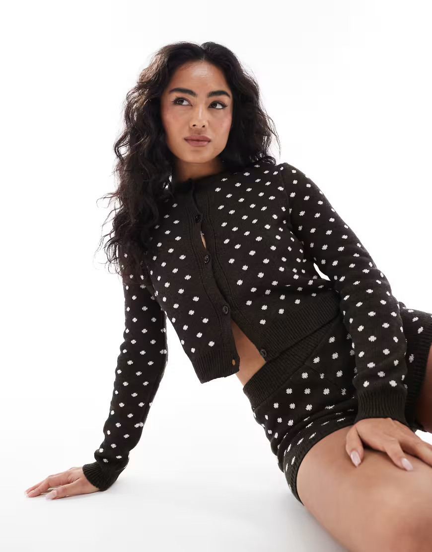 Miss Selfridge knitted polka dot shrunken cardigan in brown | ASOS (Global)