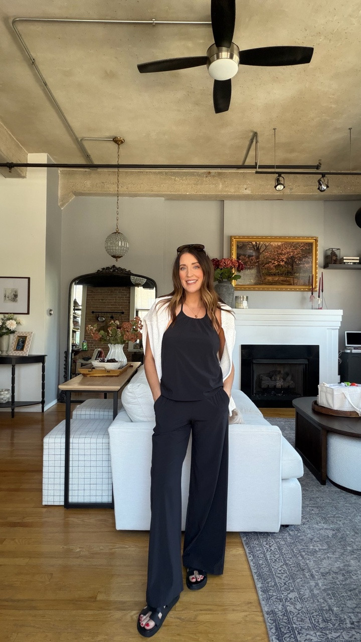 Ok these pieces are SO GOOD! So versatile and love that they are wrinkle resistant! Great for travel and could easily be dressed up. Wearing my true size @Vuori US

#LTKActive #LTKootd #LTKTravel