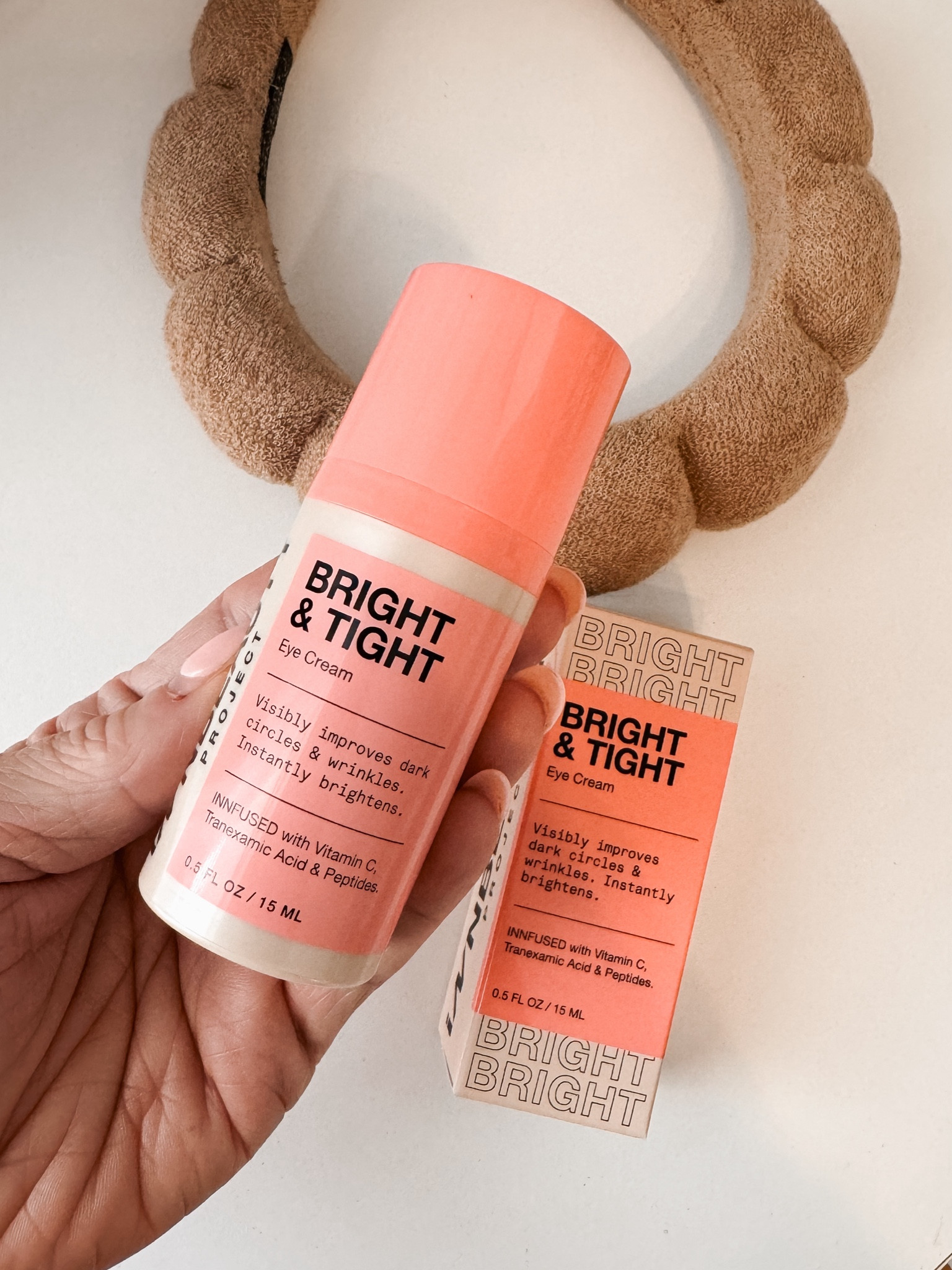 My beauty go-to “caffeine for sleepy eyes” in a bottle. 🙌🏻 Instantly brightens and then tightens over time. #INNBEAUTYPROJECT #ad

#LTKfindsunder50 #LTKbeauty