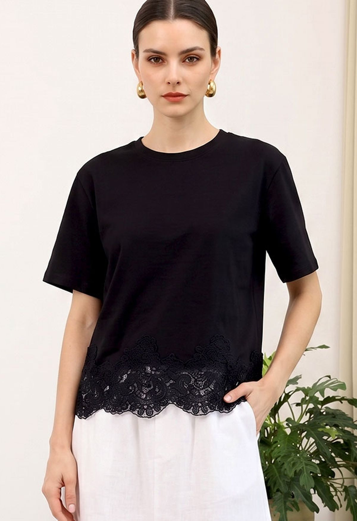 Embroidered Lace Hem Panel Cotton-Blend T-Shirt in Black for Casual Brunch & Weekend Outings | Chicwish