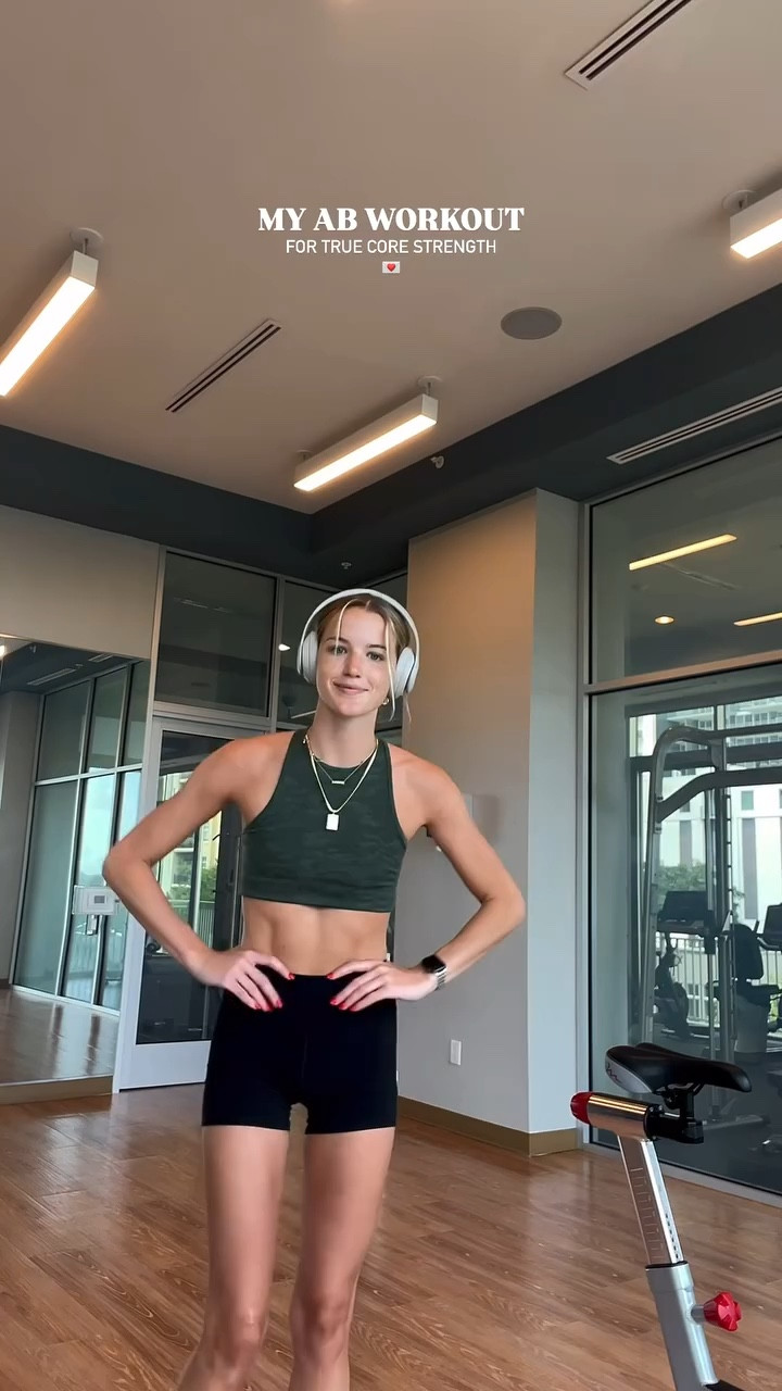 💌 lil AB WORKOUT for ya!

You ask and you shall receive 👏

Three main takeaways:

⚡️ SLOW and steady!!!!!
🩵 ENGAGE that core
😄 STOP rolling around in the ground

Enjoy!