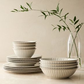 Hana Ceramic Dinnerware (Set of 16) | West Elm (US)