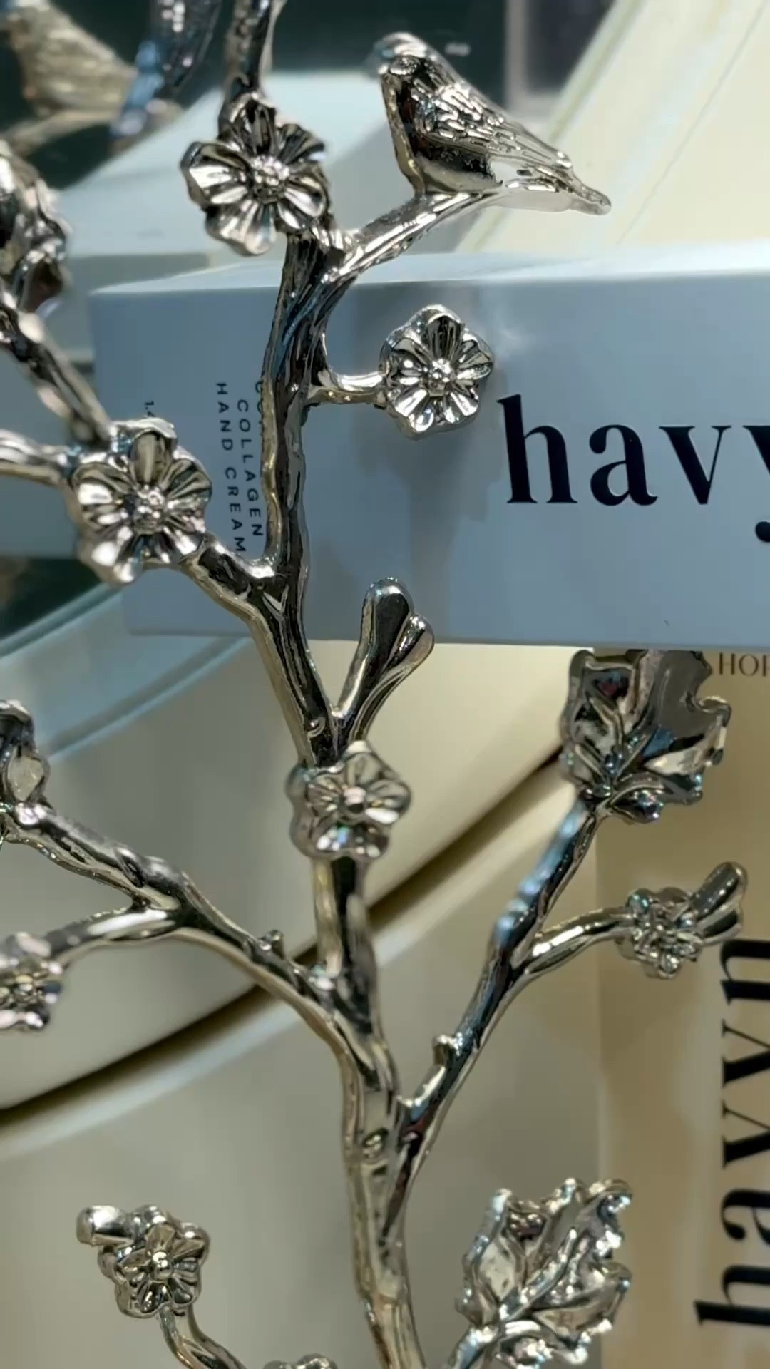 Available now at Anthropology this amazing hand cream is the cleanest most delicious one i’ve had! 