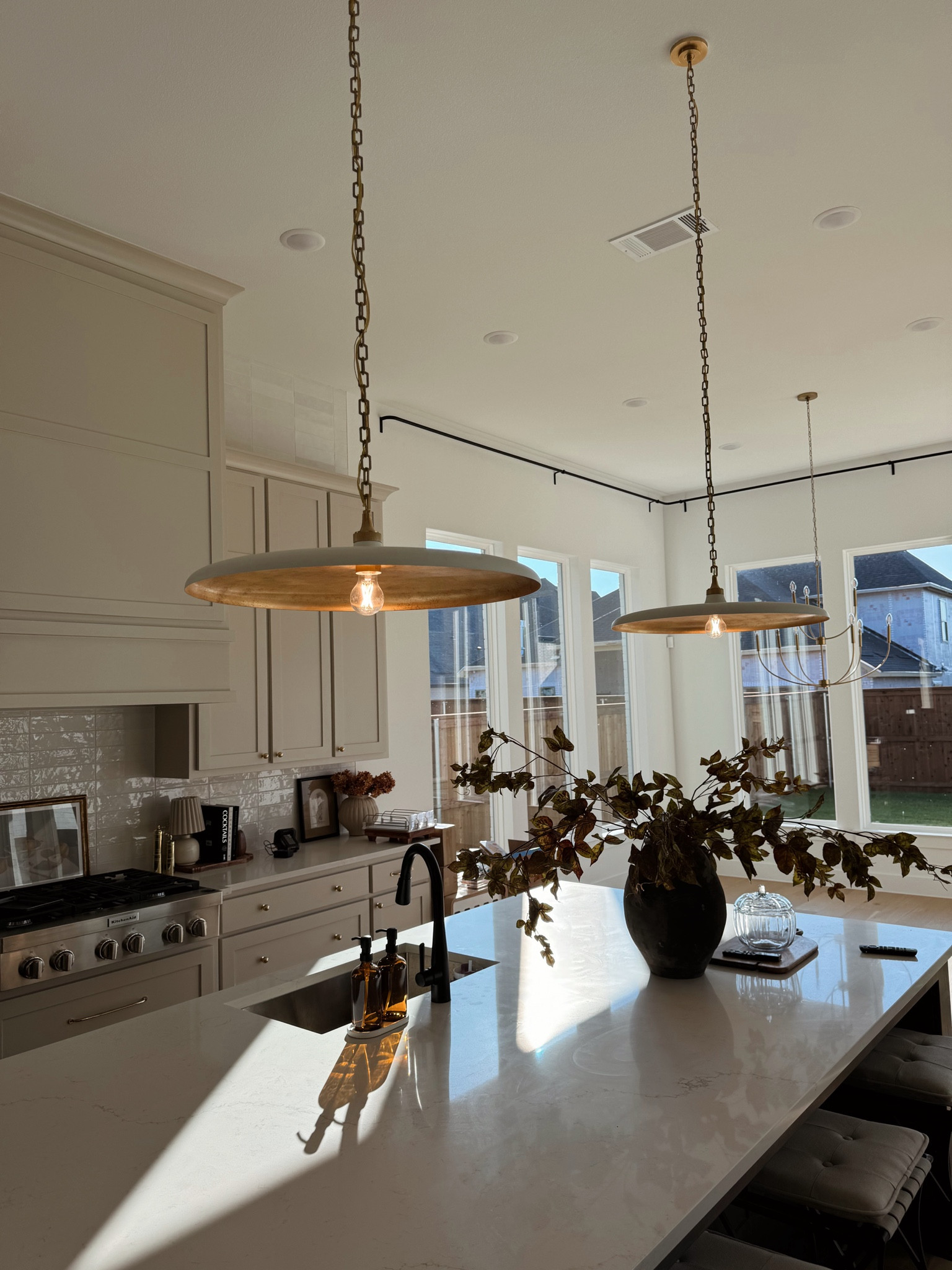 Kitchen pendants | kitchen pendant lights | pendant lights | kitchen lights | kitchen lighting 

#LTKHome