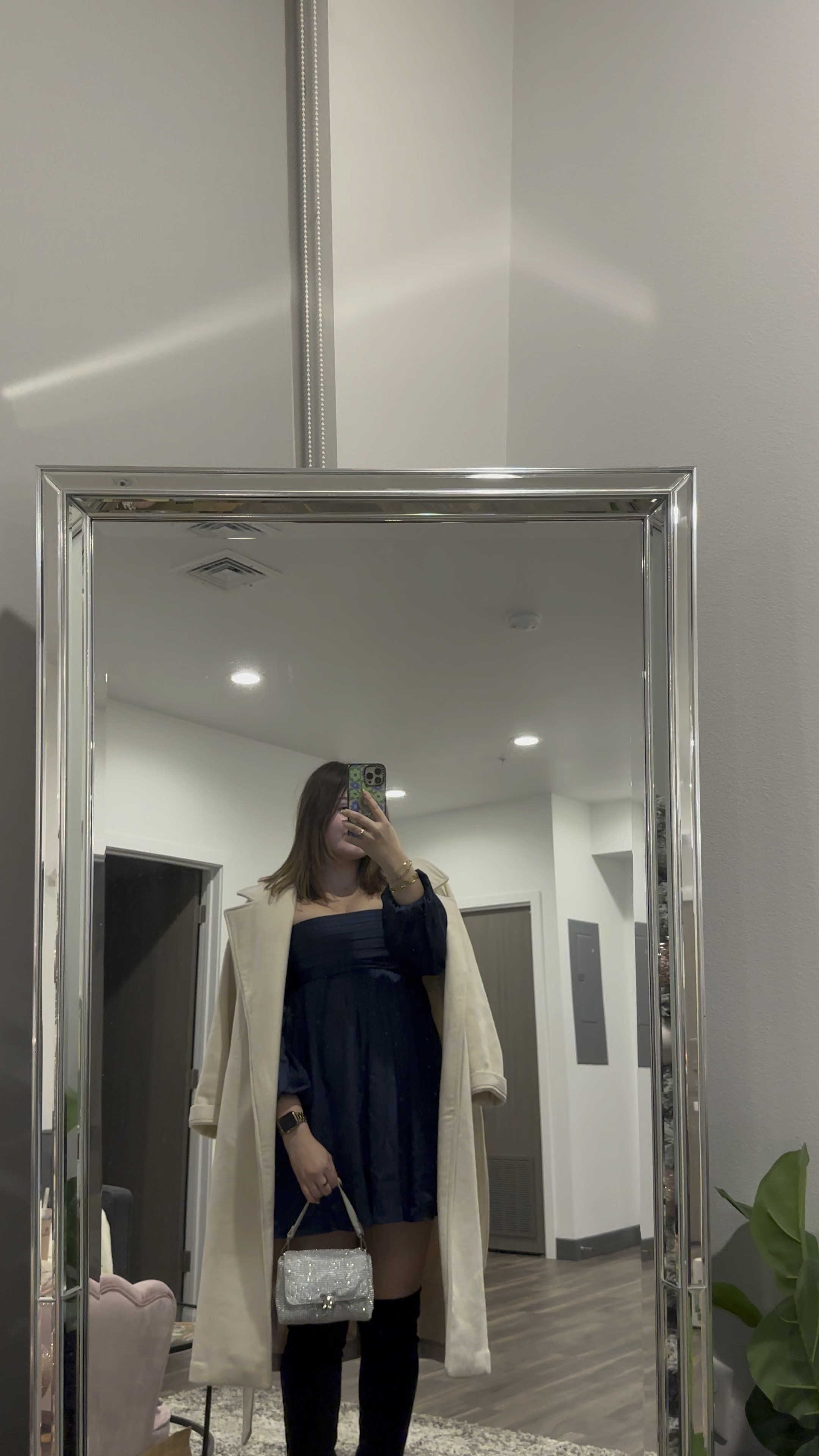 What I wore to the nutcracker ballet! Featuring the prettiest dress from Abercrombie and my go to over the knee boots!

I’m wearing a M dress and coat with size 9 boots

#LTKparties #LTKHoliday #LTKmidsize