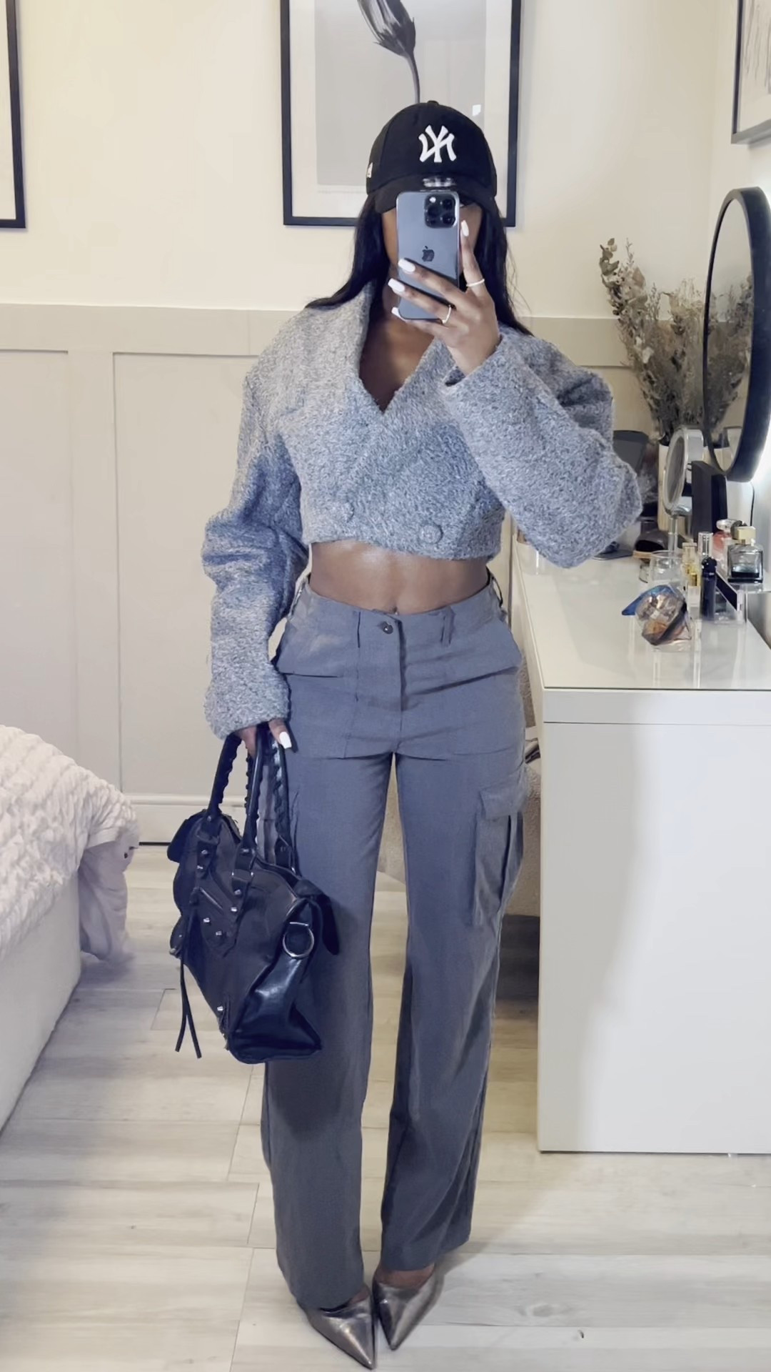 A cropped blazer completes the look 😍

#LTKluxury #LTKpetite #LTKuk