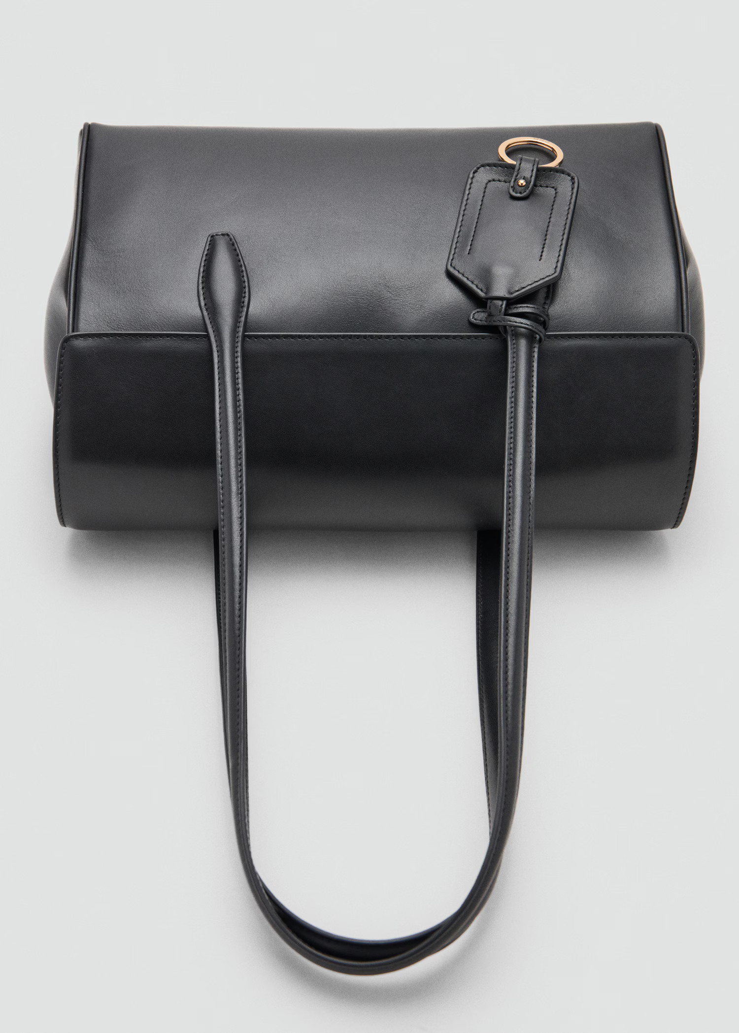 Leather shoulder bag with charms | Mango (US/MX/AU)