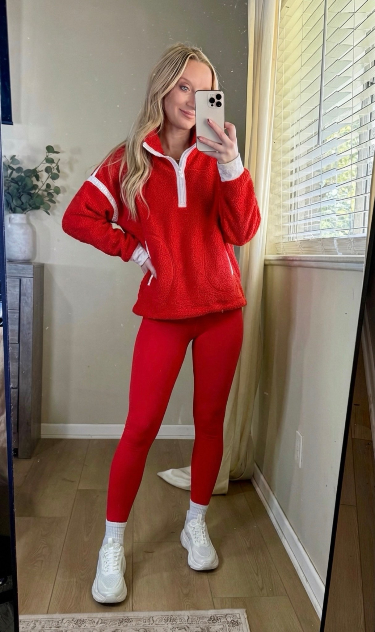 I’m always here for a red fit and this one is so comfy cozy!! Love this FP look a like pull over! 

#LTKootd #LTKValentine #LTKPetite
