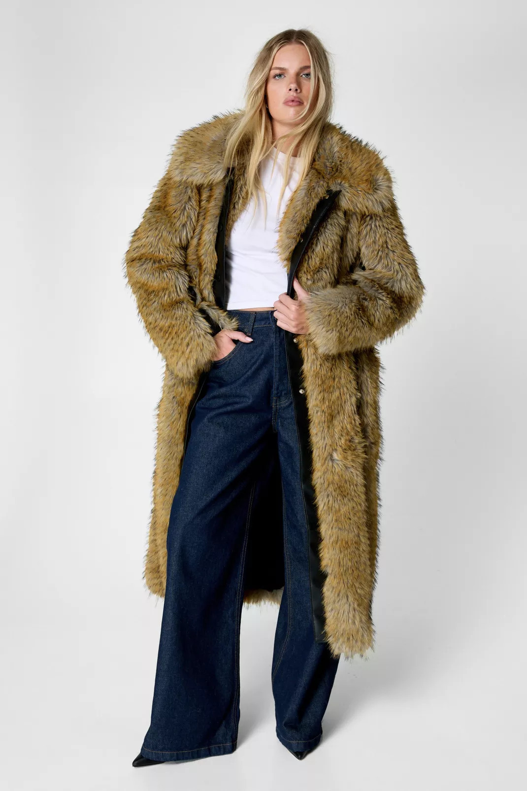 Premium Contrast Fur Panelled Coat | Nasty Gal US