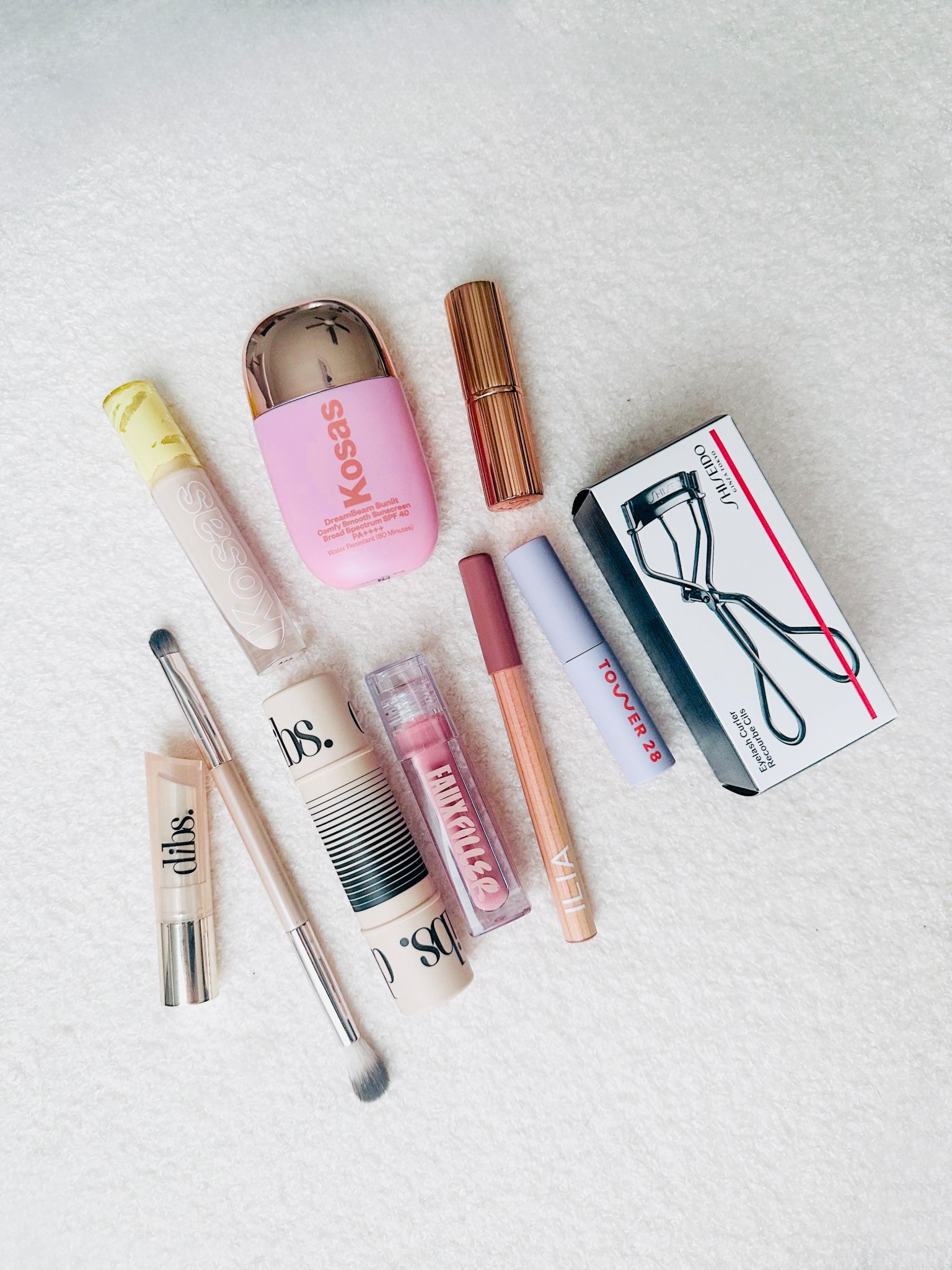 New Makeup! 
Kosas Concealer: 01N
Kosas: dreambeam sunlit
Ilia Lip Crayon: banquette
Dibs Lip: jam sesh
Tower 28: black 
Huda Beauty: sugar baby
Charlotte Tilbury: pillow talk fair
Dibs Duo: you do you/mood boost 

#LTKBeauty #LTKGiftGuide #LTKFindsUnder50