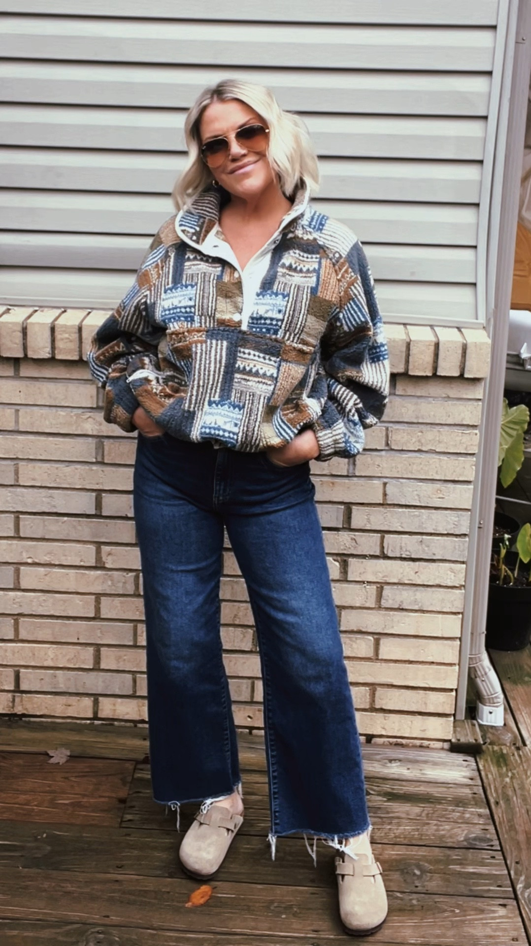 Thursday OOTD 🤟🏼

#ootd #ootdfashion #ootdstyle #outfitoftheday #outfitinspiration #outfitpost #outfitinspo #fitcheck #birkenstock #birkenstockboston 

#LTKMidsize #LTKCyberWeek #LTKStyleTip