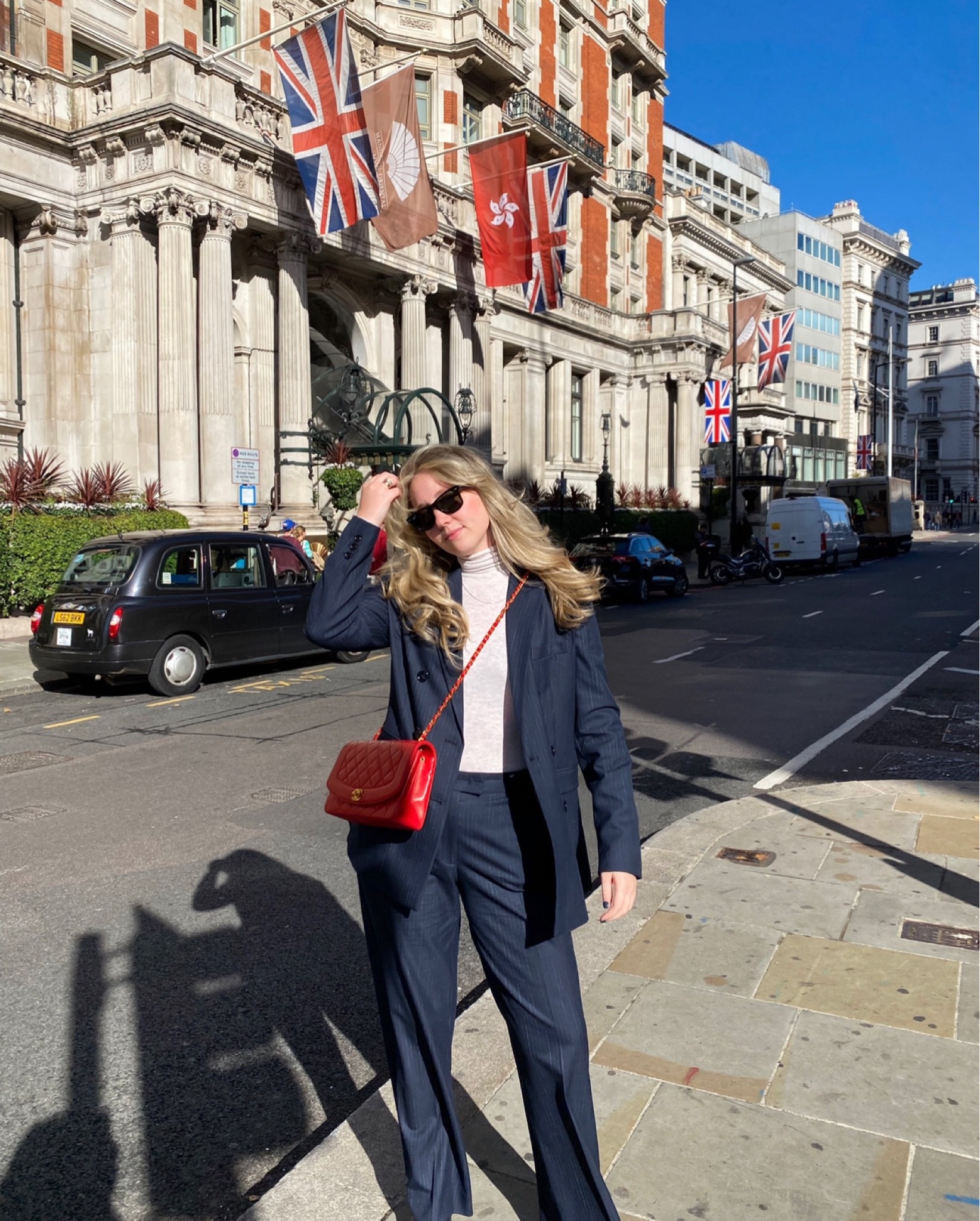 Mango suit 🤍

mango fashion, navy suit, pinstripe suit, menswear inspired fashion, easy everyday outfit, effortless fashion 

#LTKstyletip #LTKtravel