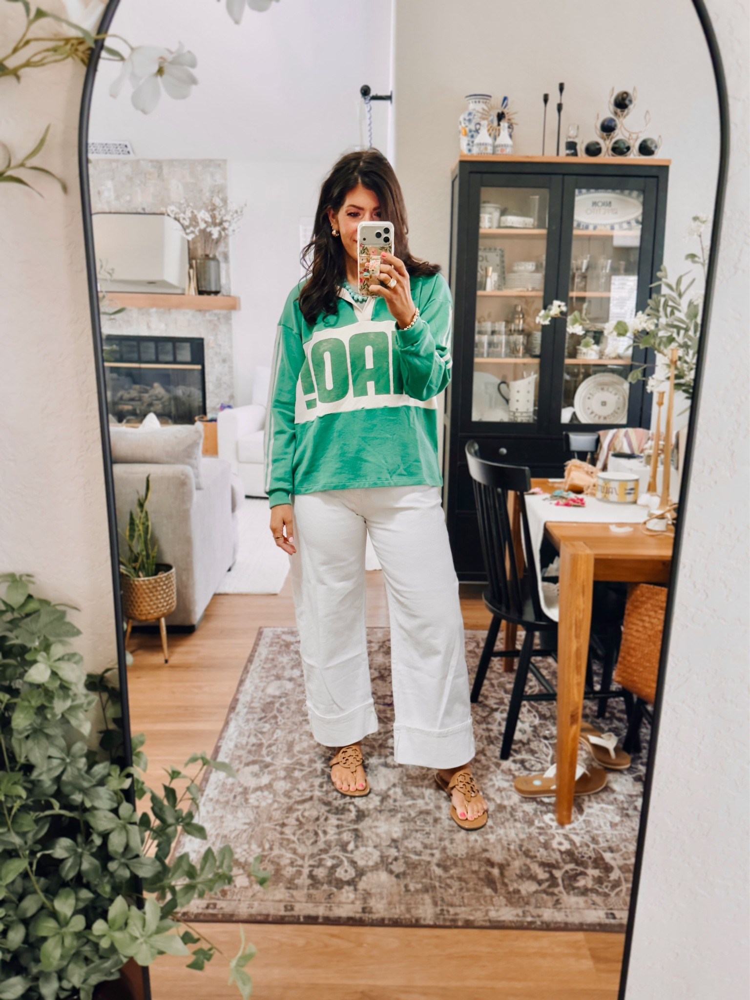 In a medium sweatshirt and 28 tall barrel jeans (they run huge) code- meghan20

#LTKSaleAlert #LTKMidsize #LTKTall