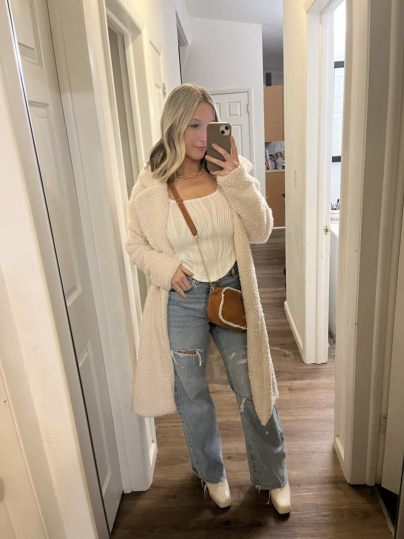 Winter casual date night outfit 🤍

Winter outfit, corset top, teddy bear coat, sherpa coat, wide leg jeans

Couldn't tag top or coat so I linked similar options!

#LTKstyletip #LTKshoecrush #LTKSeasonal