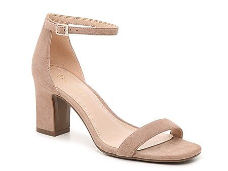 Saria Sandal | DSW