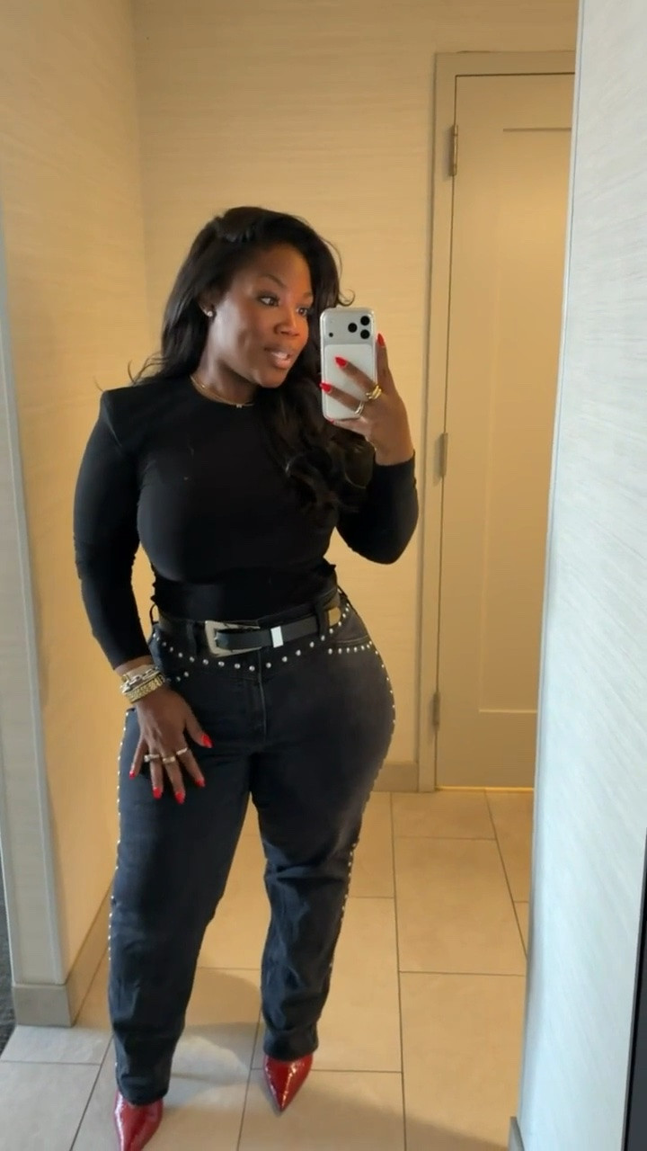 Had to reshare my studded jeans since they’re on major sale at @abercrombie! My jeans are already $40 + an extra 30% off in your shopping bag🤩

Top: Size Small 
Pants: Size 33 short 

Abercrombie, a&f, dress sale, dress sale finds, wedding guest dresses, dresses on sale, midi dresses, maxi dresses, abercrombie sale, stackable code, Abercrombie code, Emmy petit

#LTKSaleAlert #LTKMidsize #LTKPetite