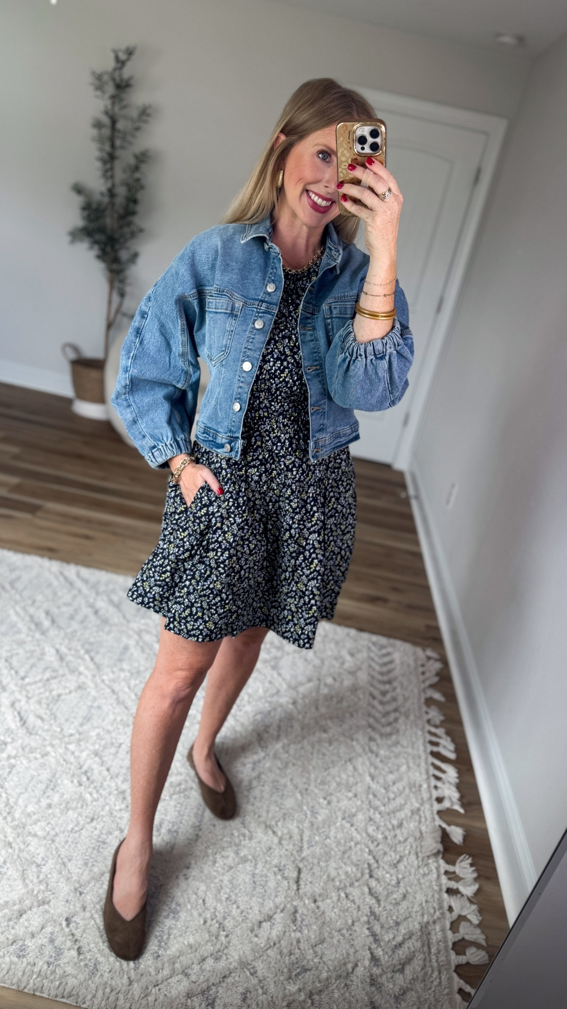 Weekend Walmart Wins try-on
Barrel sleeve Jean jacket- small
Floral mini dress- small

#LTKootd
