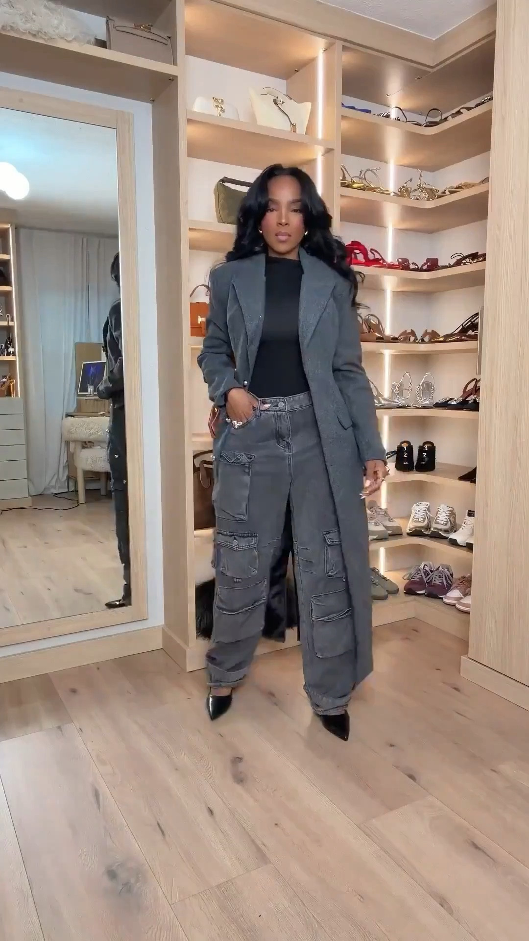 ✨ 2025 Top Seller — Effortless Edge Edition

This layered neutral look is one of those outfits that instantly pulls everything together. The structured gray coat adds polish, while the cargo pants bring a cool, street-style edge that keeps it modern and wearable. Mixing tailored outerwear with relaxed bottoms makes this an easy wear-on-repeat formula where the cost per wear keeps dropping.

Perfect for:
• City days
• Casual meetings
• Travel looks
• Elevated everyday wear

📏 Sizing
Coat: Small
Top: Small
Pants: 27 Long
Shoes: True to size

📐 Measurements
5’4” · 138 lbs · 34D · 27” waist · 40” hips

Neutral layering outfit, gray coat styling, cargo pants outfit ideas, elevated casual looks, modern street style, versatile wardrobe staples.

Follow me on Instagram and YouTube @kirasfashionfinds

#LTKootd #LTKgrwm #LTKPetite