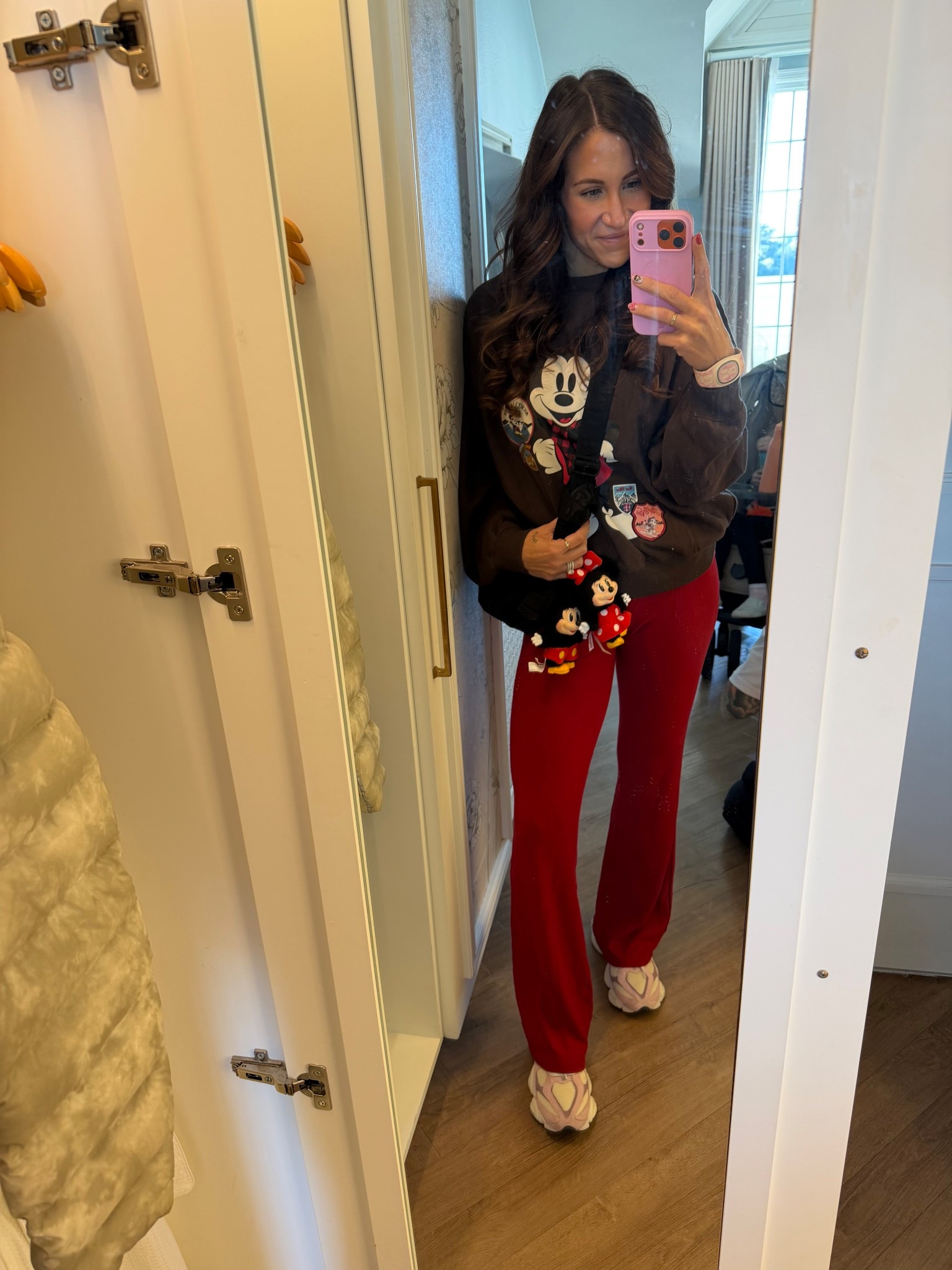 Comfy Disney outfit 

#LTKSeasonal #LTKHoliday #LTKActive