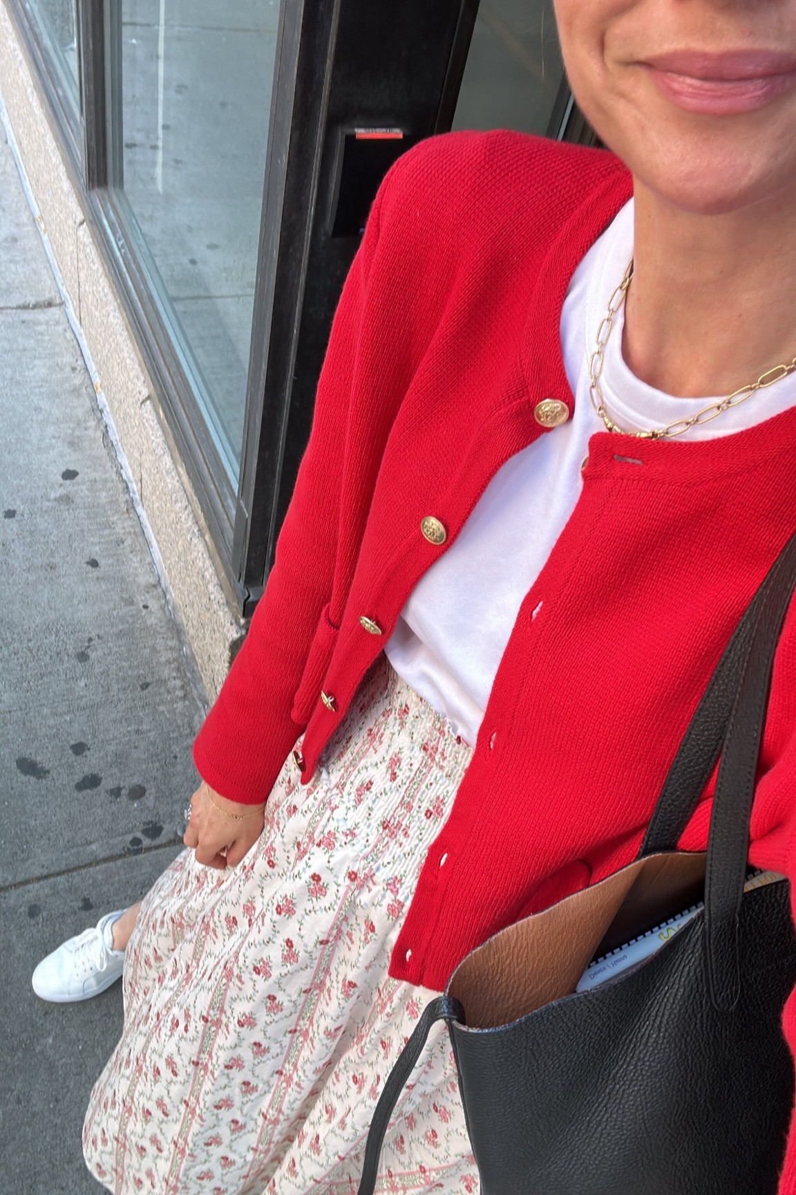 Ootd

Took my larger size in the cardigan! Runs small.