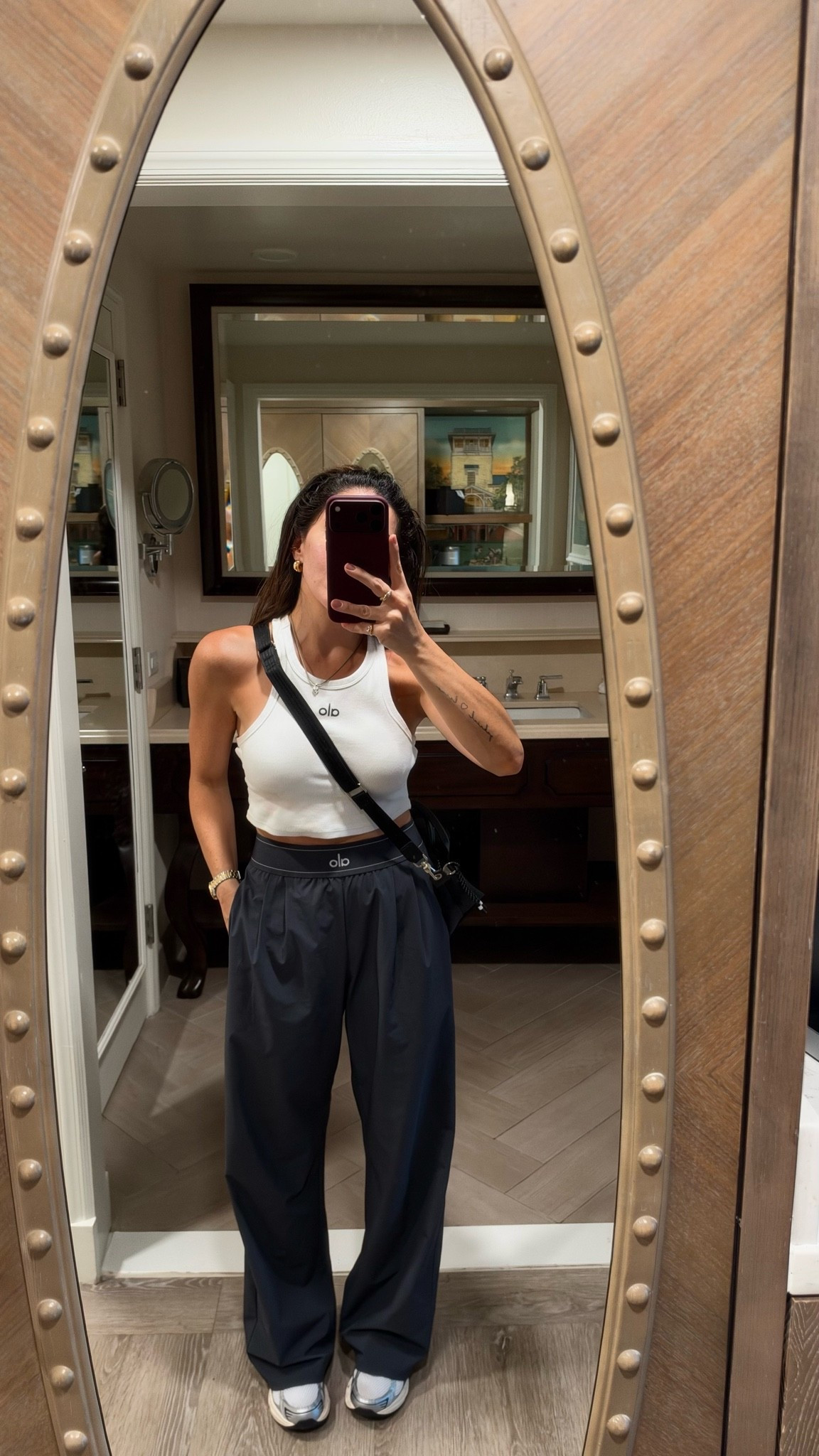 What I wore to travel to Disney and explore Disney parks!