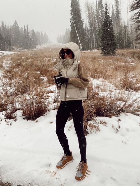 Snowy hike 
Wearing a size 4 in the puffer vest and pullover 
Black base layer wearing a size 2 (I own it in 3 colors and it’s amazing) 