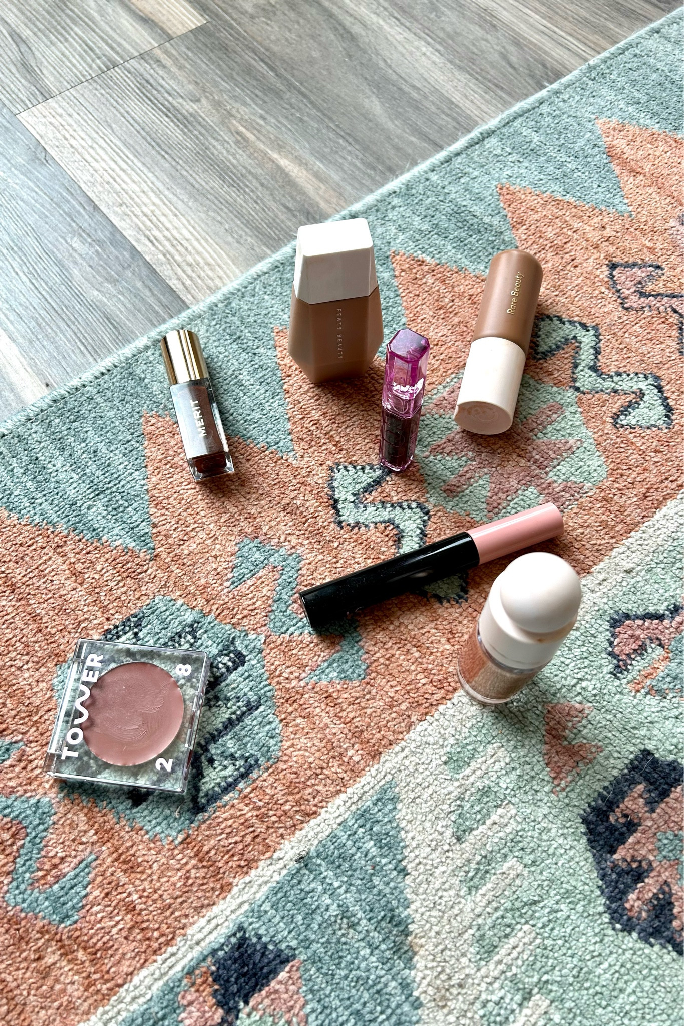 did my makeup in front of a city window today in my studio apt 😊😊 all the beauty routine essentials for a simple natural makeup look (btw i use my fenty eaze drop as a concealer)

#LTKbeauty #LTKsalealert #LTKFind