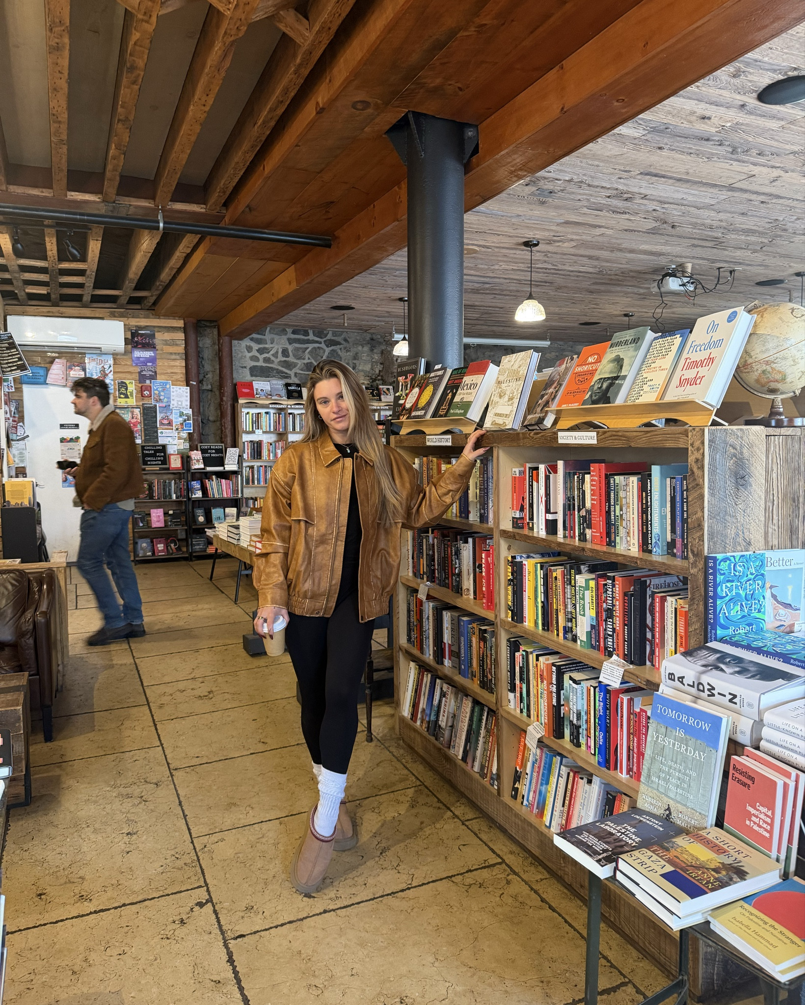 This leather jacket is soooo warm and perfect for the holiday season 

#LTKCyberWeek #LTKootd