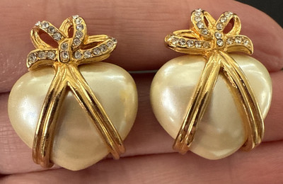 Vintage JOAN RIVERS Faux Pearl Heart Earrings Gold Tone Rhinestone Bow Pierced | eBay | eBay US