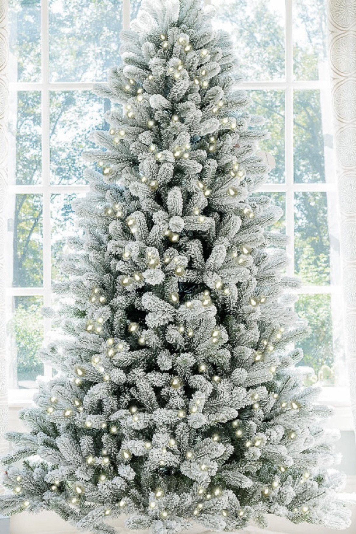 7.5 foot flocked, pre lit balsam fir Christmas tree

#LTKSeasonal #LTKHoliday #LTKhome