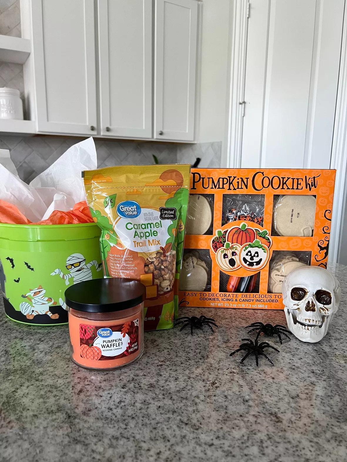 Halloween Boo Treat Plastic Bucket, Multicolor, 5 Quart, Way to Celebrate 