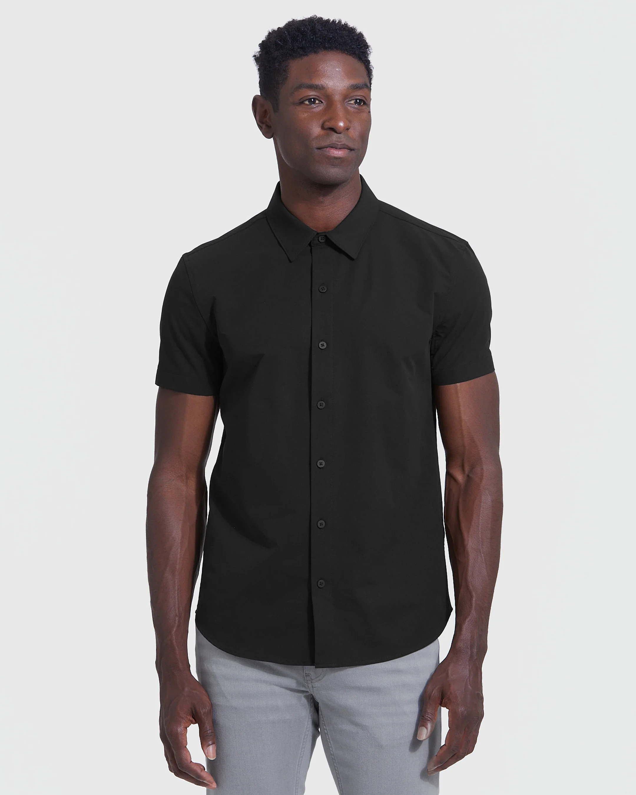 Black Short Sleeve Commuter Shirt | True Classic