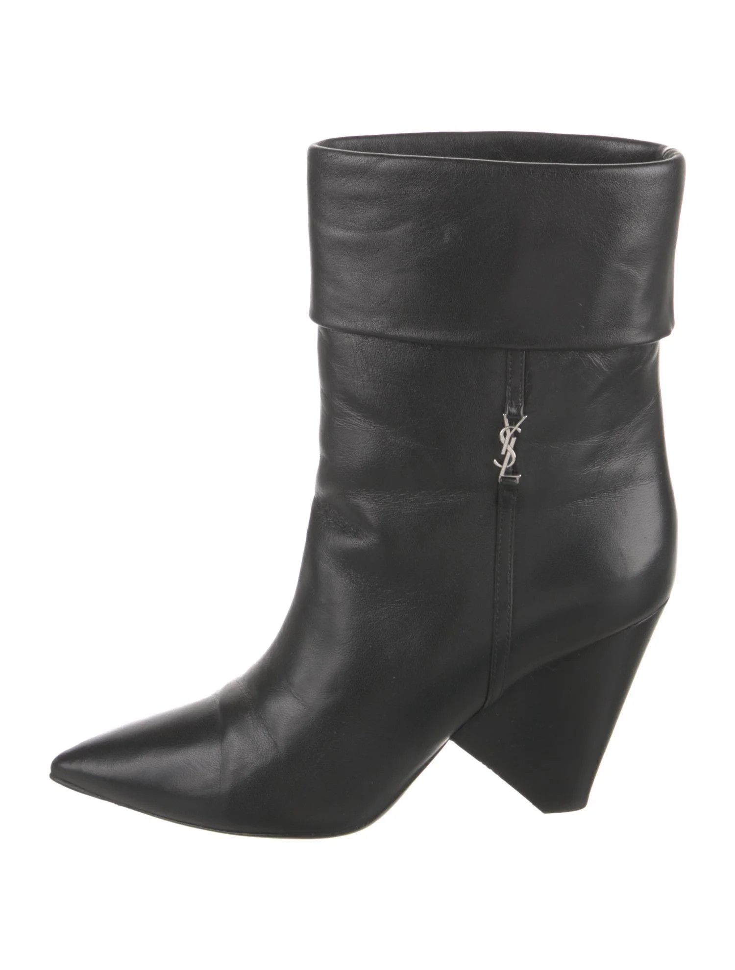 Leather Boots | The RealReal